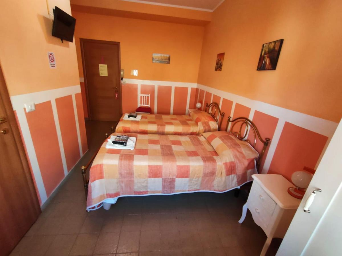 Hotel Serenella Turyn Zewnętrze zdjęcie