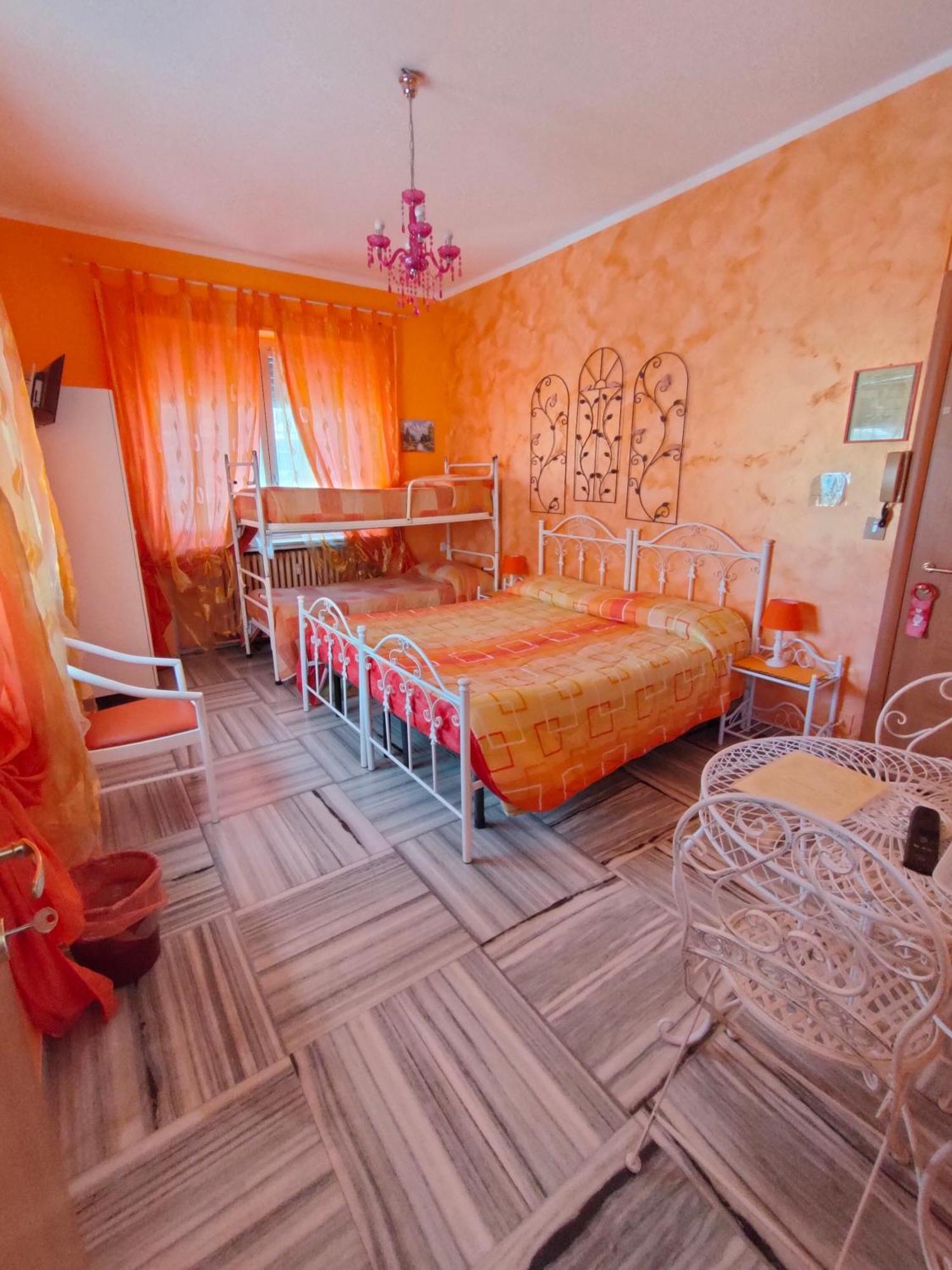 Hotel Serenella Turyn Zewnętrze zdjęcie