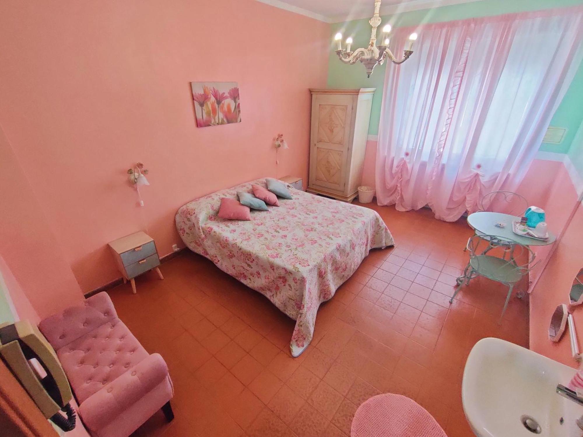 Hotel Serenella Turyn Zewnętrze zdjęcie